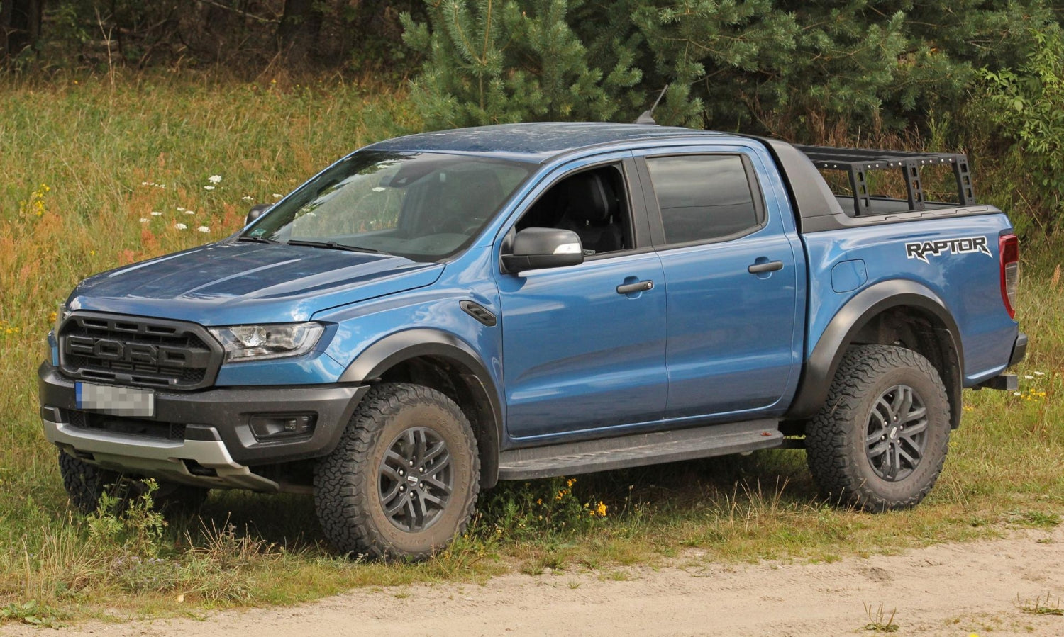 Bed Rack niedrig für Pickups – Rollo & Rollbar