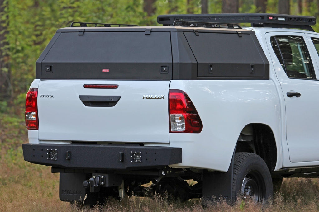 Stahl-Heckstoßstange Toyota Hilux 8 Revo