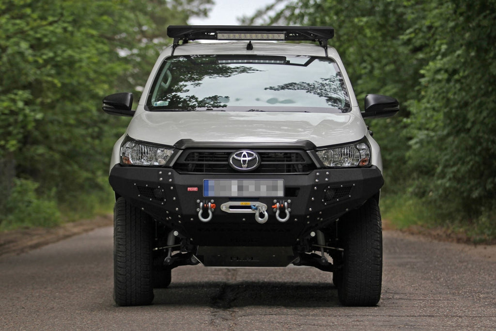 Seilwindenstoßstange Toyota Hilux 8 REVO 2020+