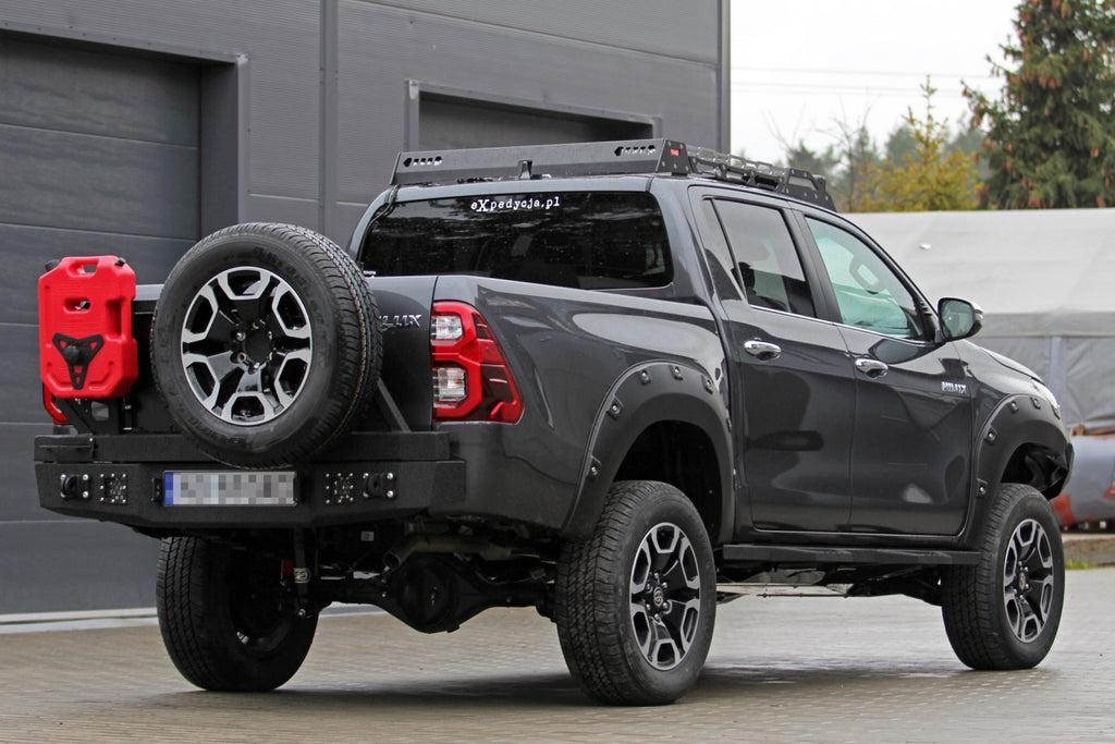 Stahl-Heckstoßstange Toyota Hilux 8 Revo
