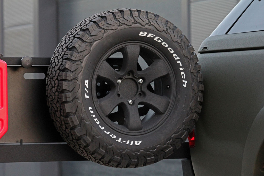Spare Tire Carrier for MorE 4x4 Pick Up Bumpers