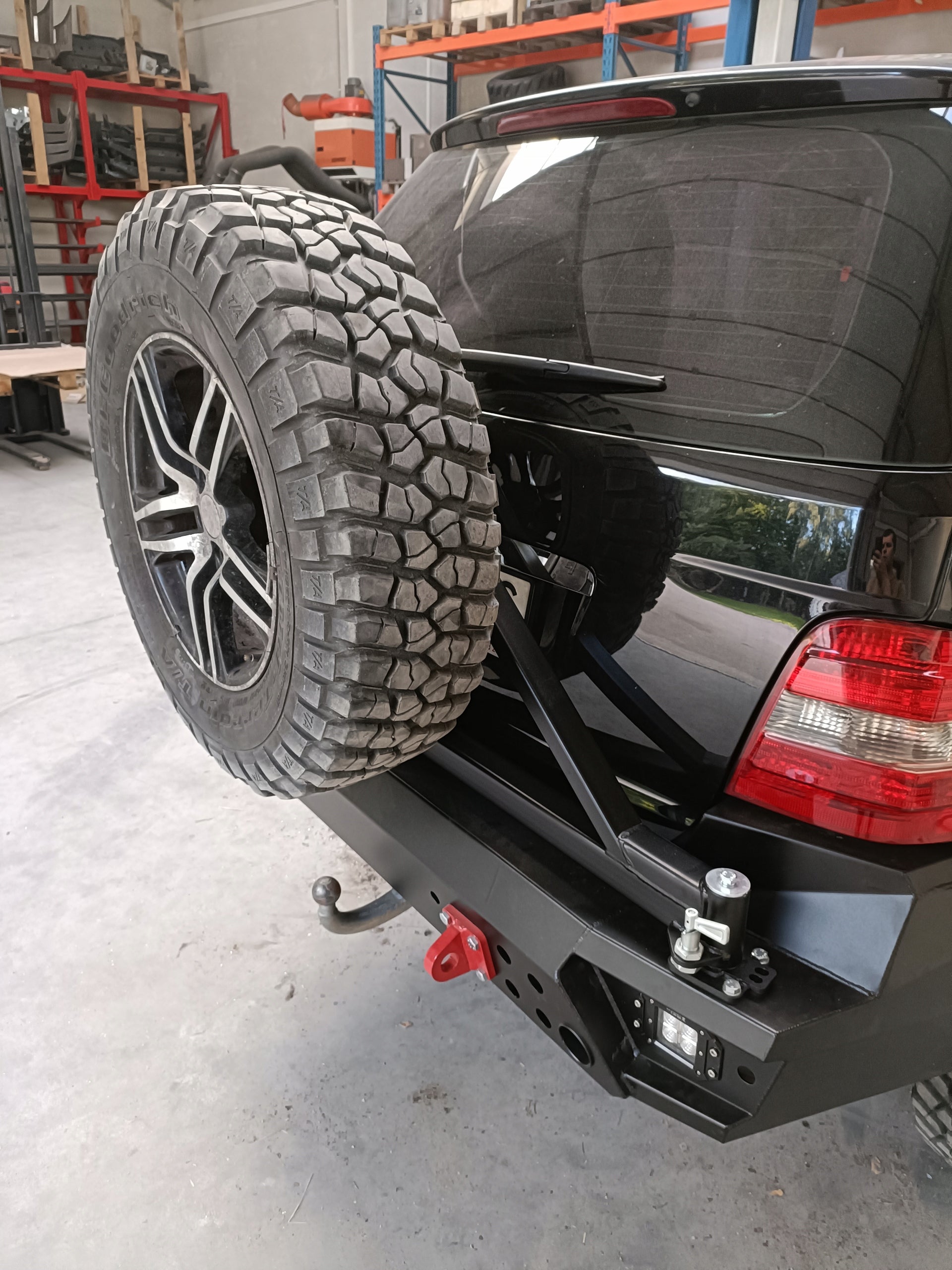 Reserveradträger – Mercedes ML W164 Stahlstoßfänger