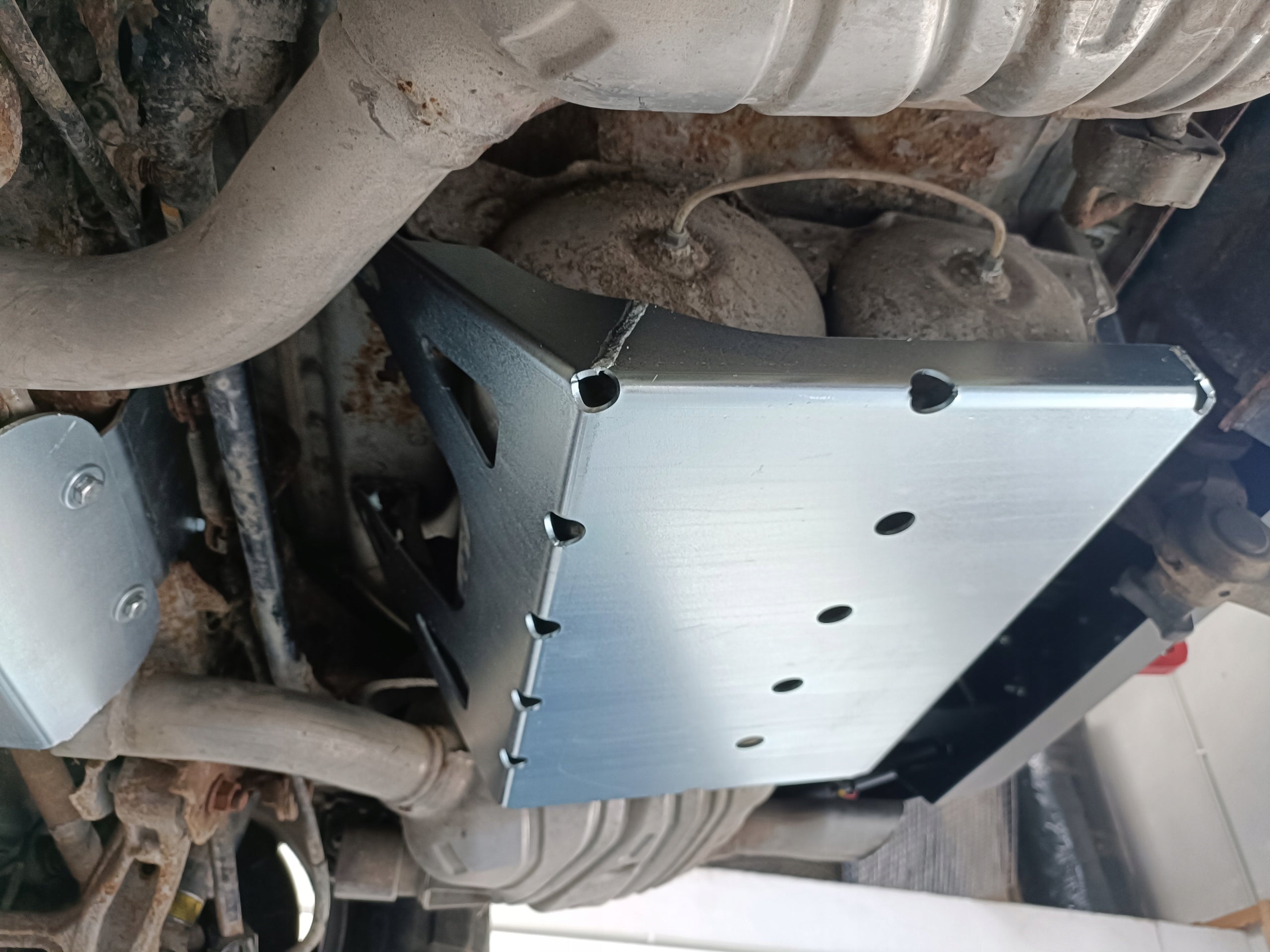 Unterfahrschutz Druckluftspeicher Mercedes-Benz ML W164