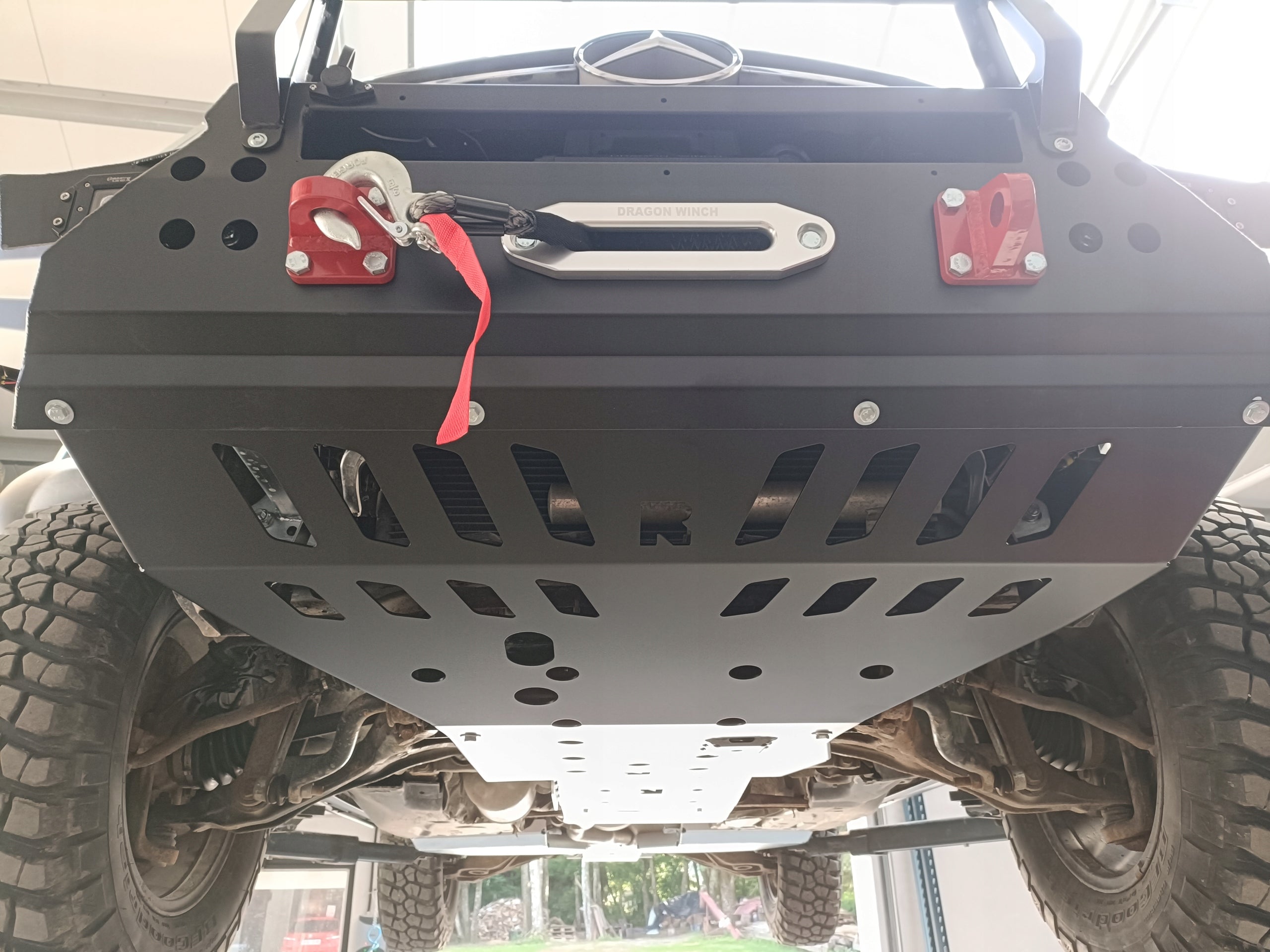 Unterfahrschutz für Motor, Vorderachse & Ölwanne – Mercedes-Benz ML W164 mit Seilwindenstoßstange