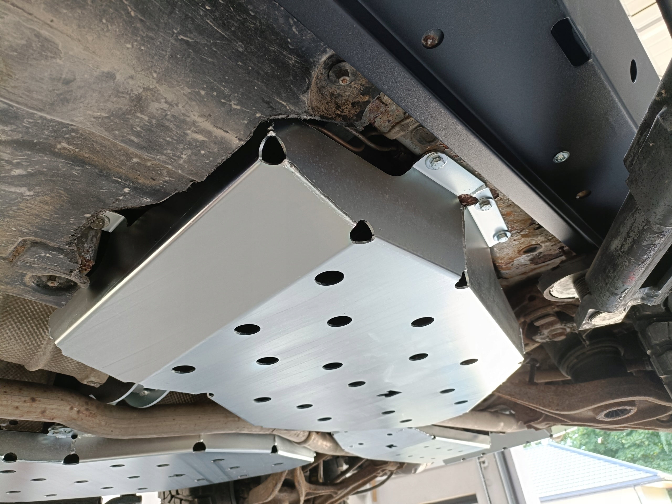 Unterfahrschutz Kraftstofftank Mercedes-Benz ML W164