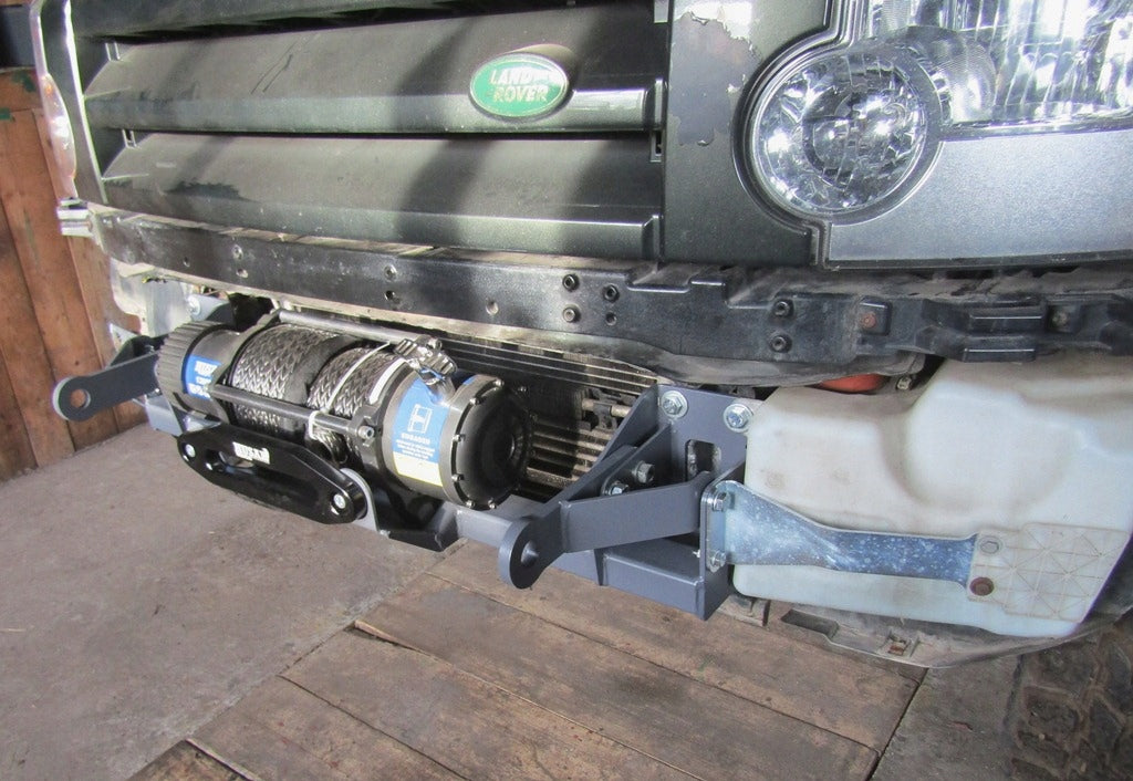 Mounting plate for winch Land Rover Discovery 3 & 4