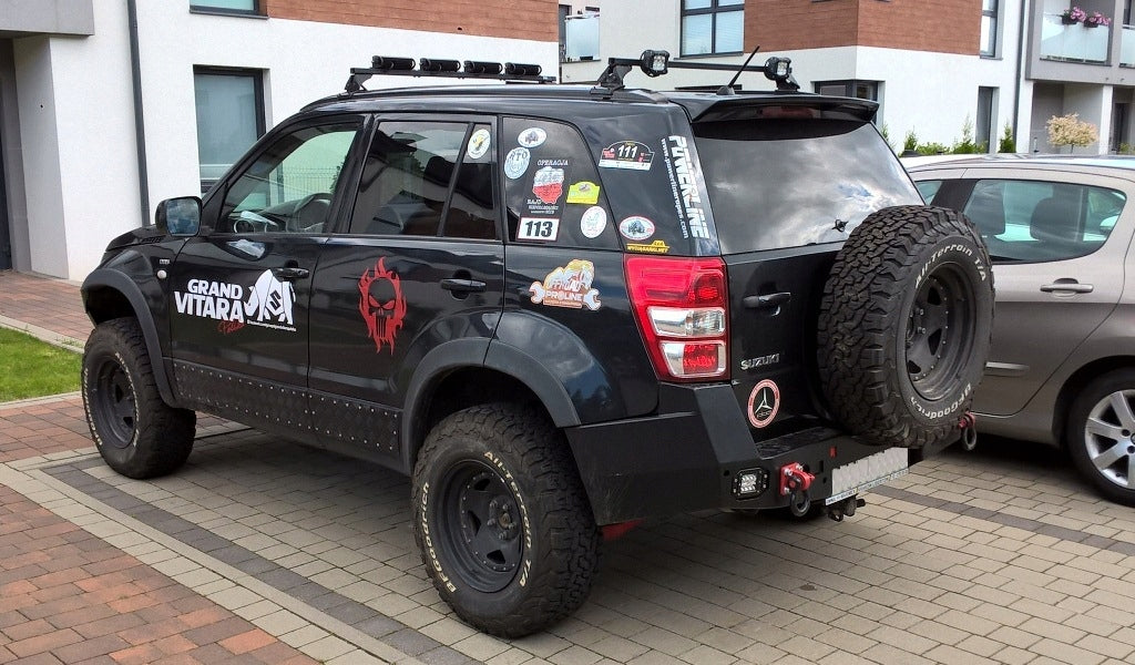 Pare-chocs arrière en acier Suzuki Grand Vitara 2 JT 5 portes