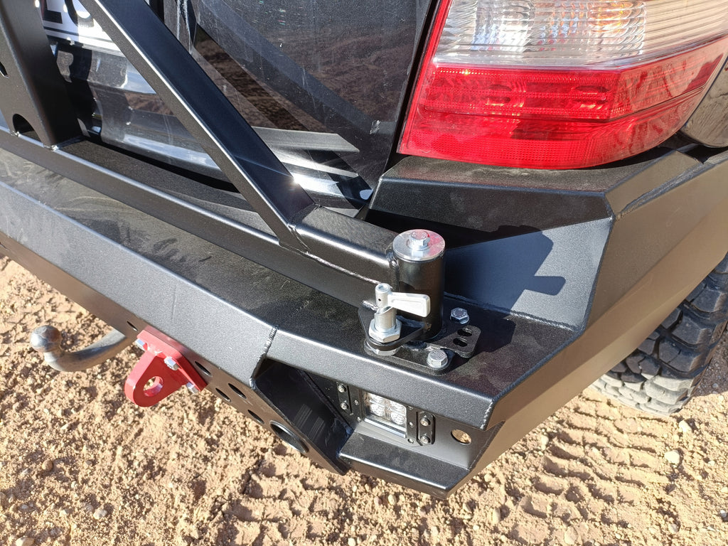 Reserveradträger – Mercedes ML W164 Stahlstoßfänger