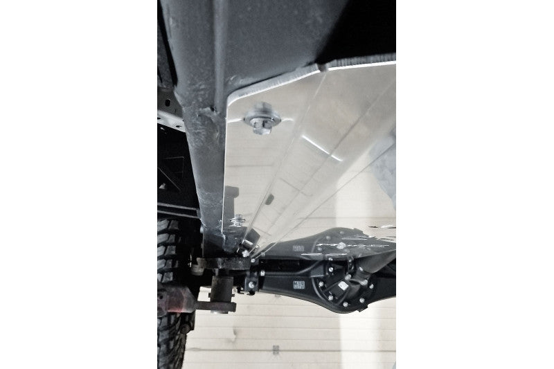 Protection aluminium sous réservoir Toyota Land Cruiser J250