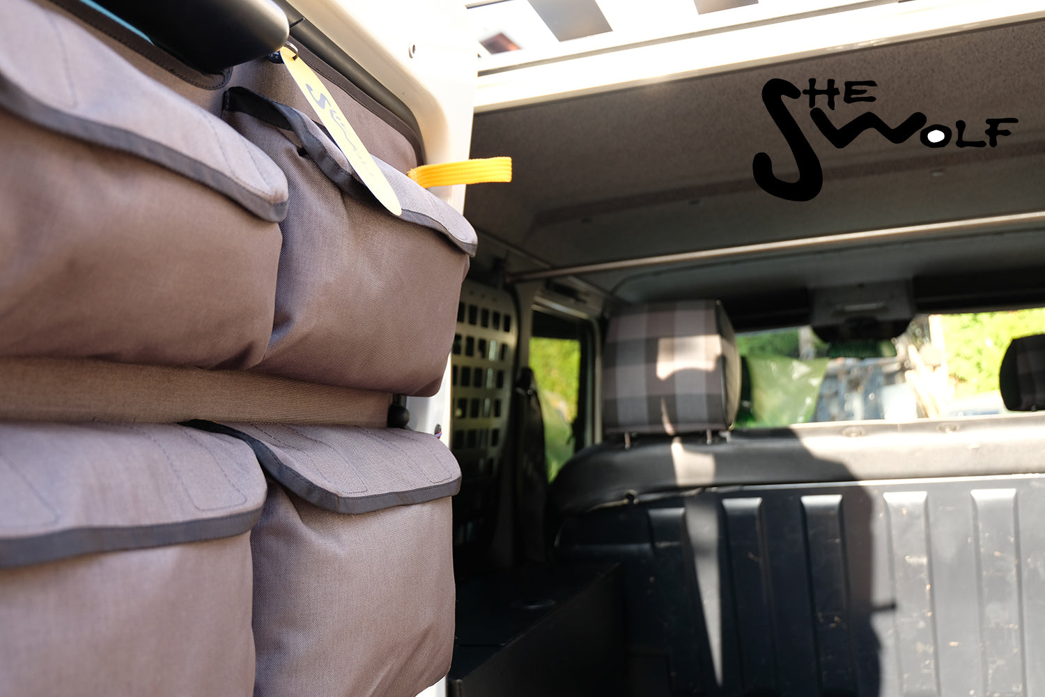 SHE-WOLF Mercedes G Rear Window Organizer