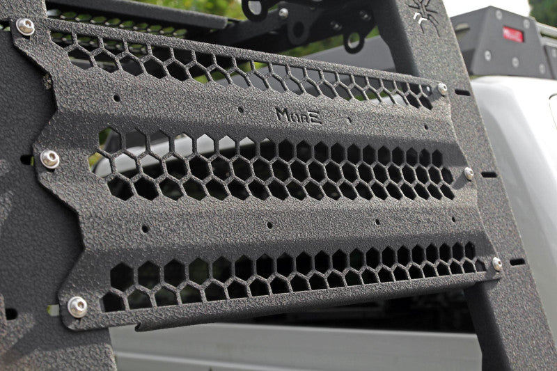 MorE 4x4 Bed Rack Mark II mittel für Pickup mit Rollo und Panels – Ansicht 2