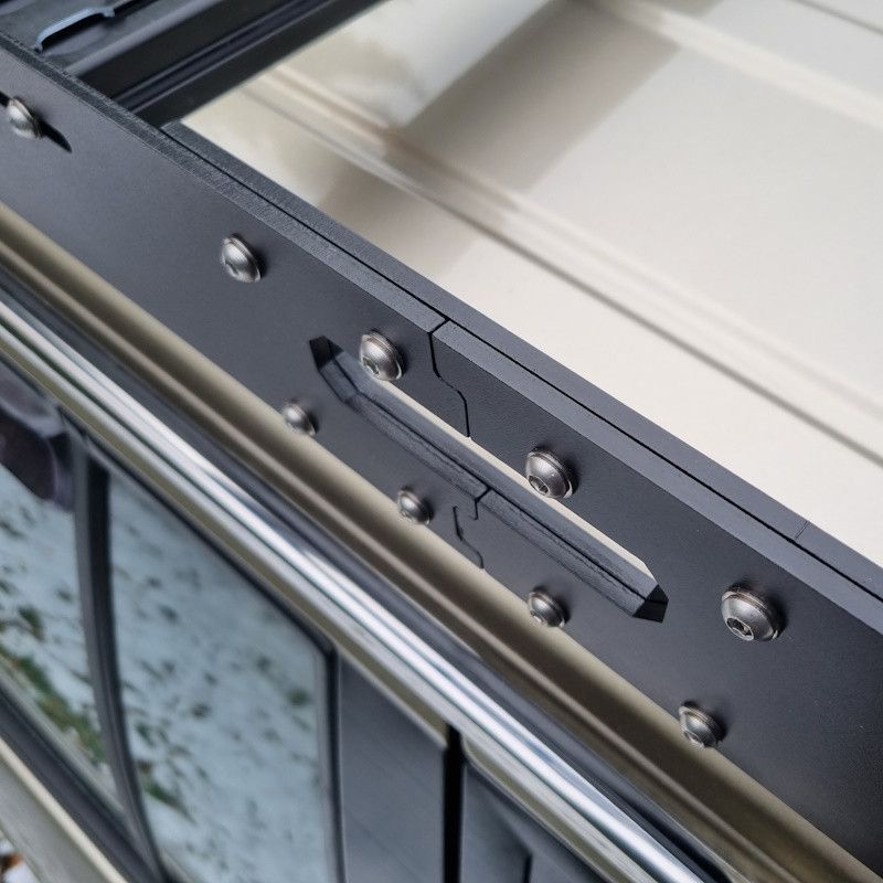 Nissan Patrol GU / GR Y61 Aluminium Low Profile Roof Rack 5-Door