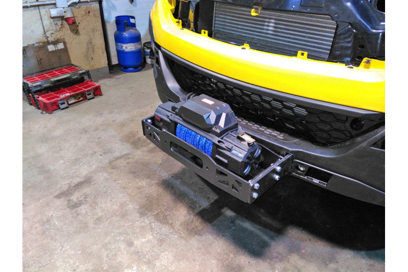 Plaque de montage pour treuil IVECO Daily 35C14 2014+