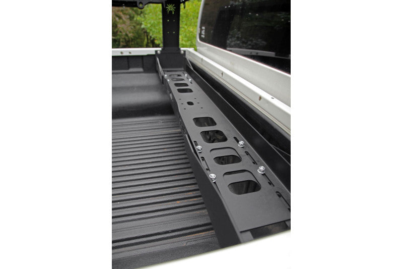 Plaque de montage réglable pour treuil de benne de pick-up