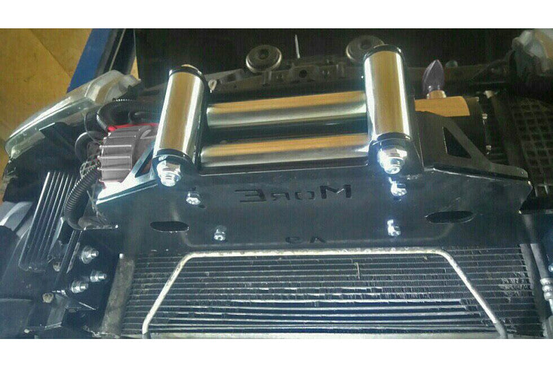 Plaque de montage pour treuil Suzuki Grand Vitara II 2005-2008