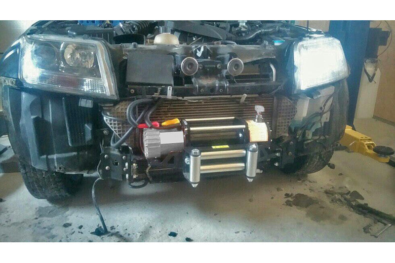 Plaque de montage pour treuil Suzuki Grand Vitara II 2005-2008