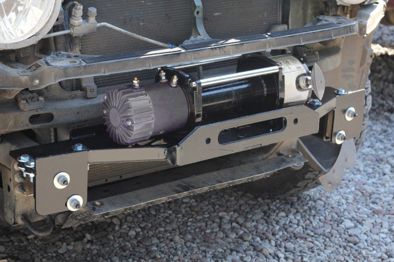 Montageplatte für Seilwinde für Toyota FJ Cruiser