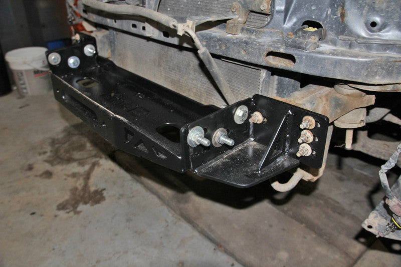 Montageplatte für Seilwinde Toyota Land Cruiser J120