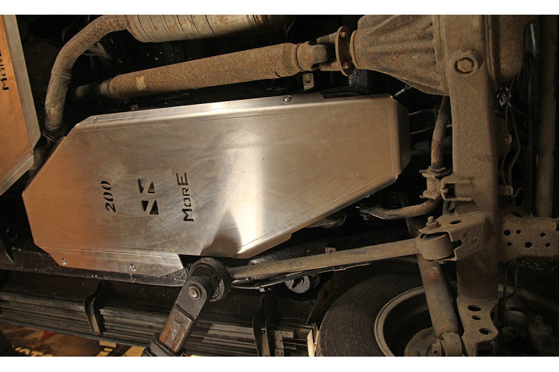 Protection de dessous de caisse en acier Toyota Land Cruiser J200 - Réservoir de carburant