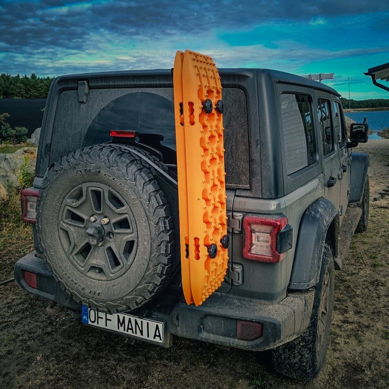 Supporto universale per ruota di scorta