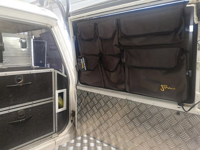 Fenstertaschen Nissan Patrol Y60 Heckscheiben-Organizer