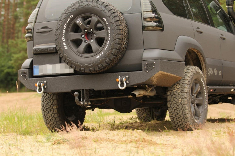 Stahl-Heckstoßstange Toyota Land Cruiser J120 lang – weitere Detailansicht