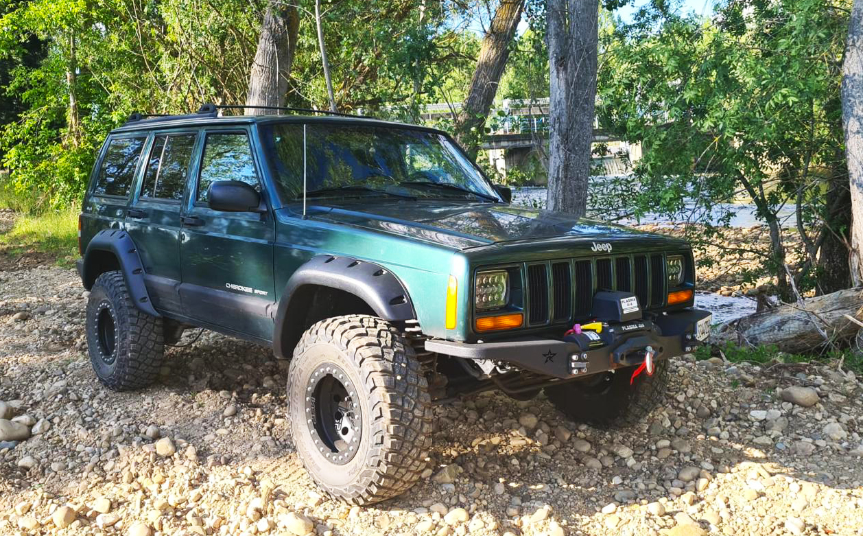 Winden Stoßstange Stahl Jeep Cherokee XJ vorne