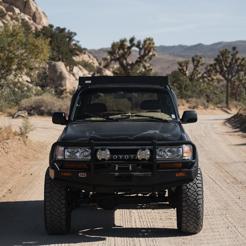 Toyota Land Cruiser 80 / Lexus LX 450 Low Profile Dachträger Toyota Land Cruiser 80 / Lexus LX 450 Low Profile Dachträger