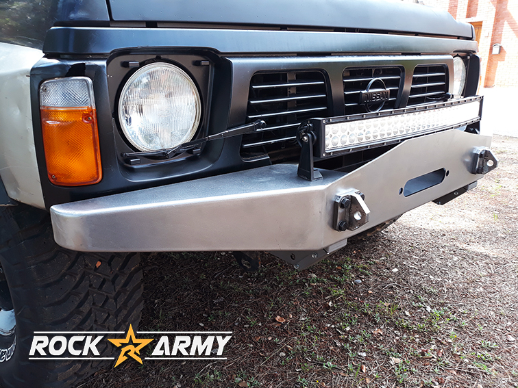 Winden Stoßstange Stahl Nissan Patrol Y60 vorne Version 2