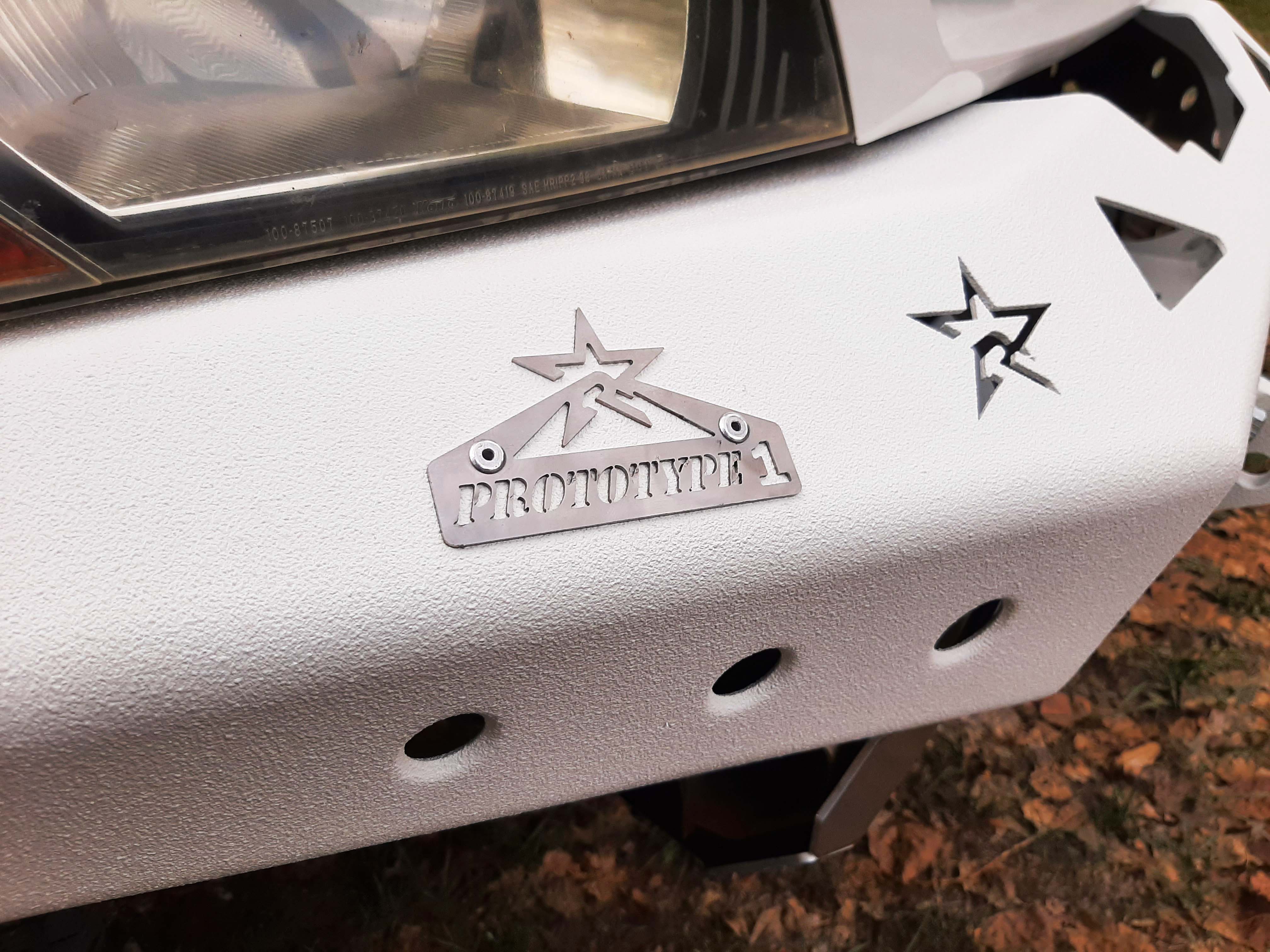 Winden Stoßstange Stahl Mitsubishi Pajero 3 V60 vorne Winden Stoßstange Stahl Mitsubishi Pajero 3 V60 vorne